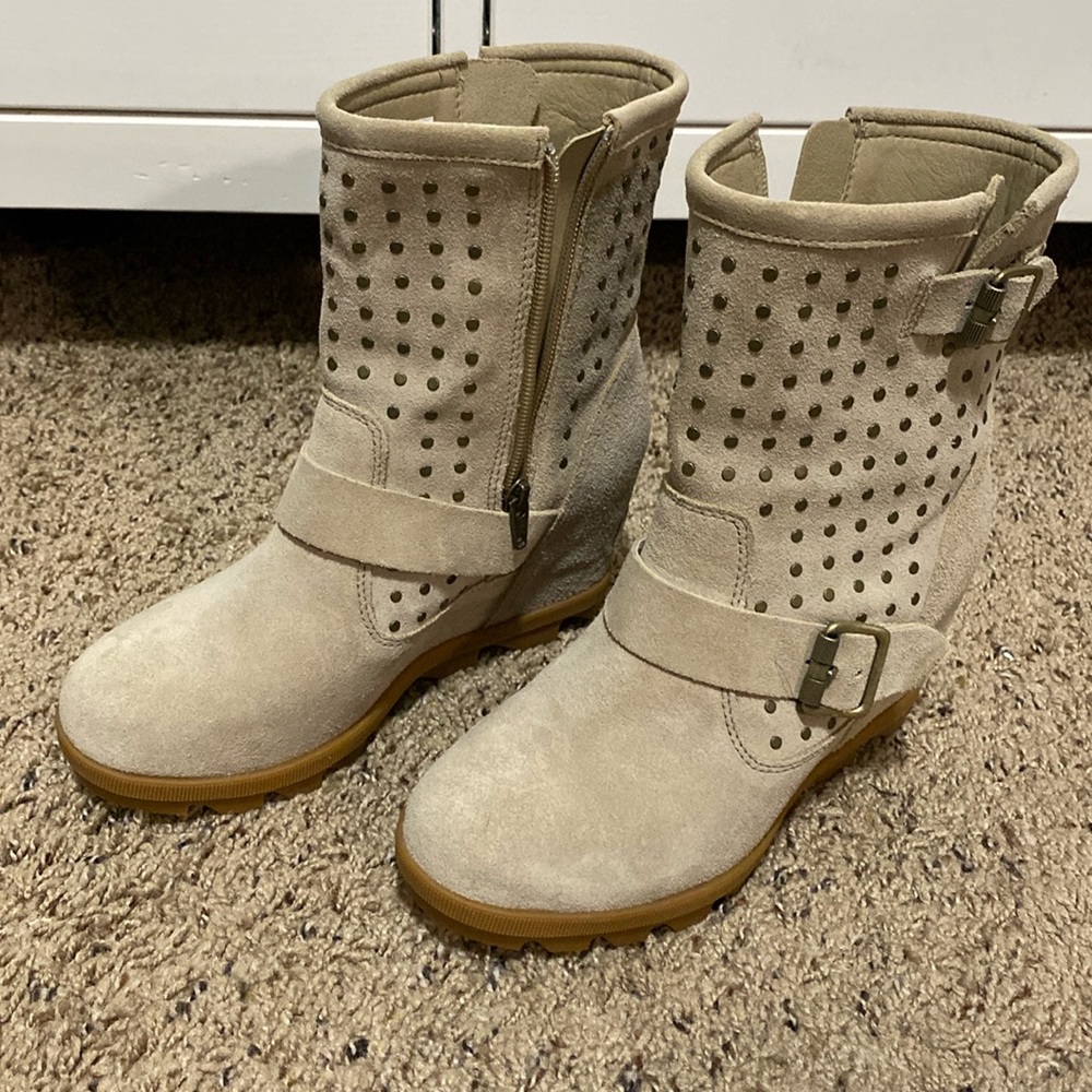 Tan stud boots